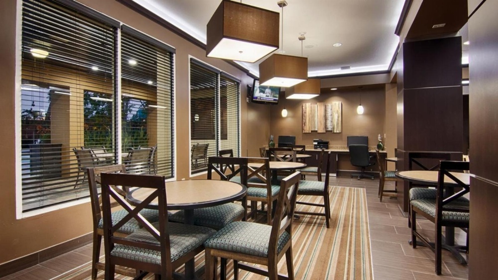 Best Western Plus Seawall Inn & Suites By The Beach Main image
